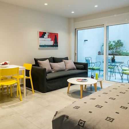 Central Cozy Studio With A Secret Garden Athen Exterior foto