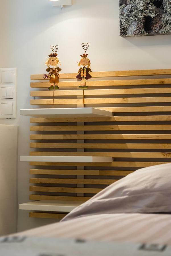 Central Cozy Studio With A Secret Garden Athen Exterior foto