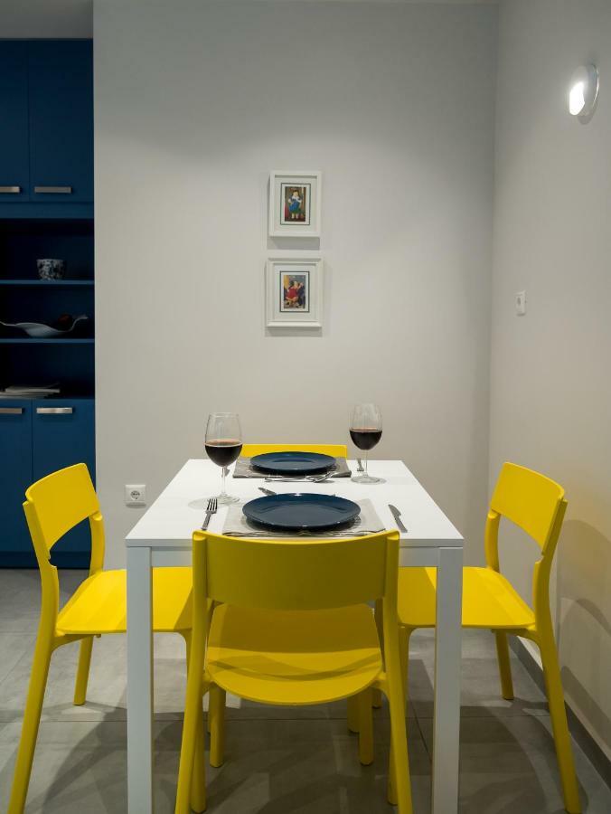 Central Cozy Studio With A Secret Garden Athen Exterior foto